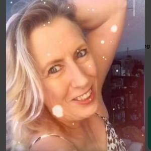 Meet your Posher, Corinne